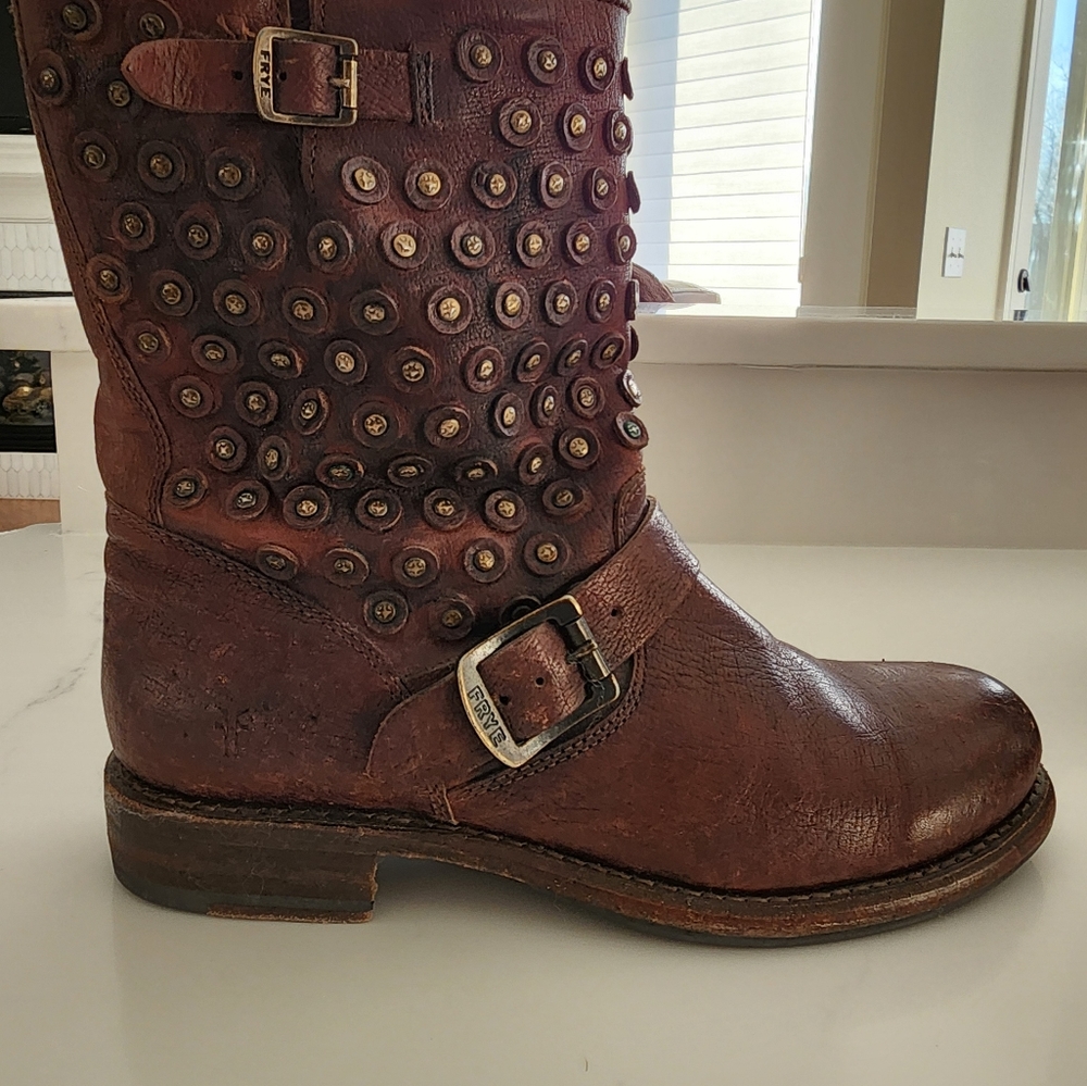 Frye Jenna Disc Boot